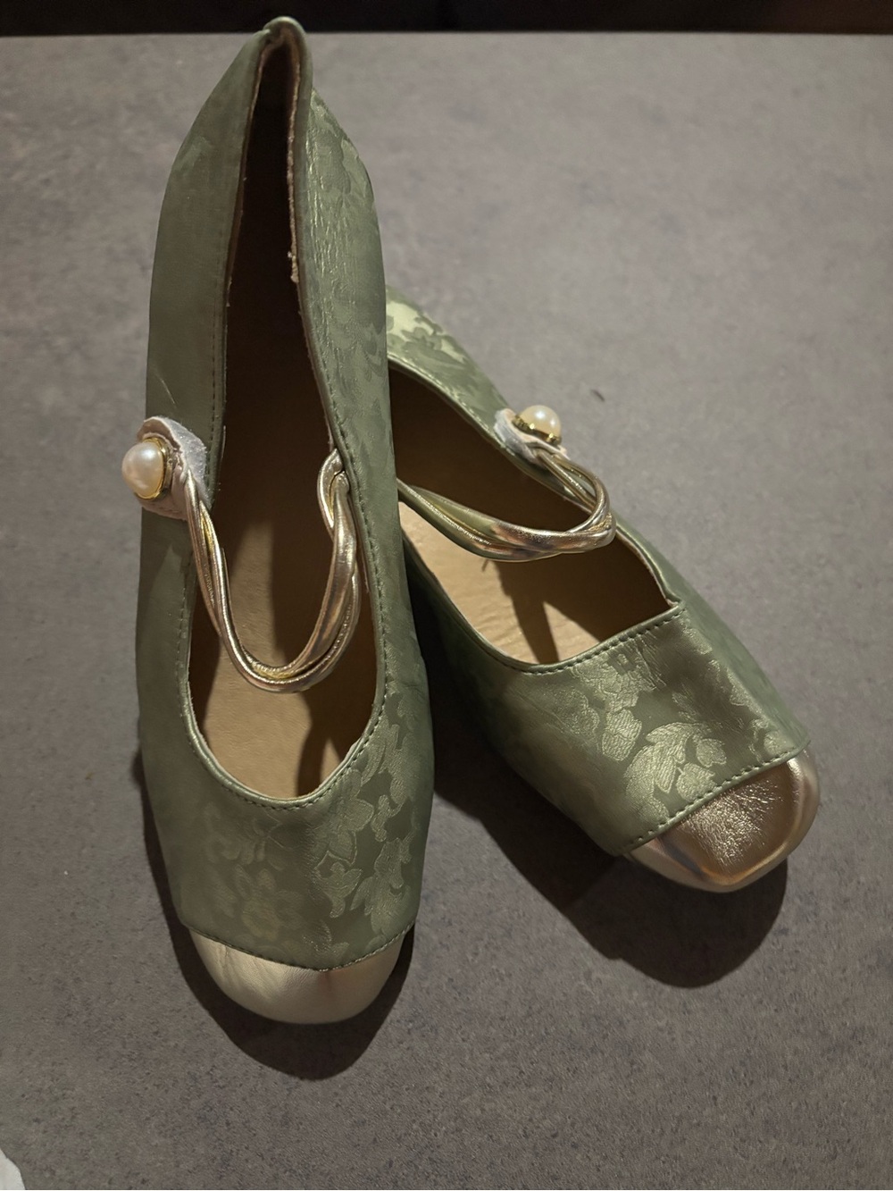 Elegant Green Floral Mary Jane Flats with Pearl Accent and gold toe and heel